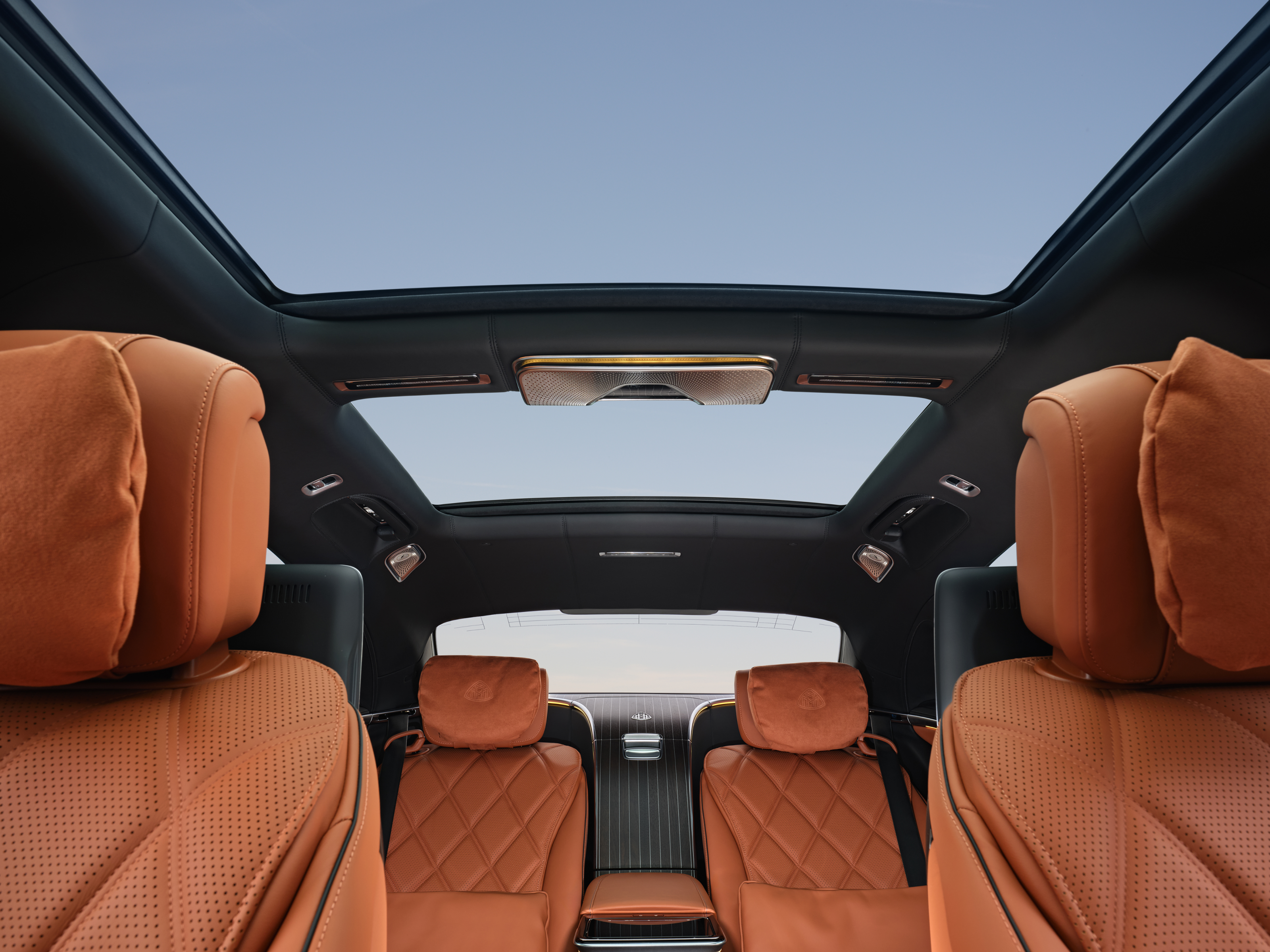 2025Mar Wheely Luxe Sunroof Image Desktop